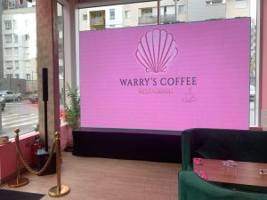 mur LED pour restaurant